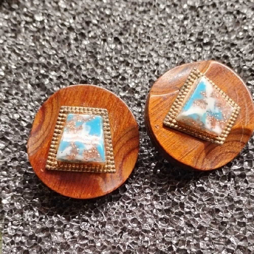 Vintage Clip-On Earrings Set in Green and Brown‎